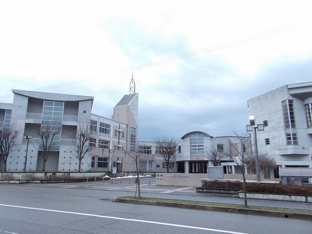 その他　吉江中学校まで400m