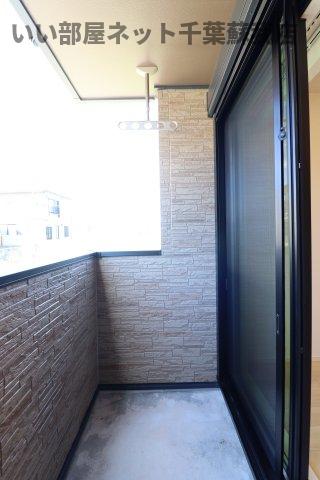 バルコニー　洗濯物もよく乾きそうな、陽当たり良好なバルコニーです！
