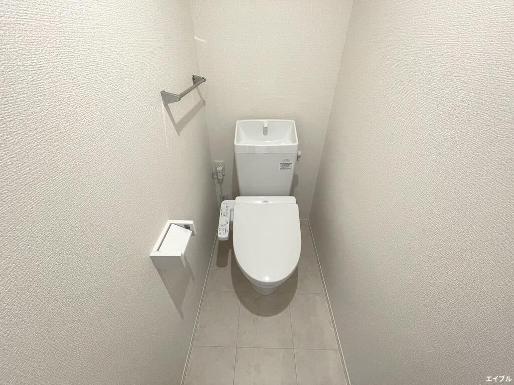 ＪＲ鹿児島本線 基山駅 徒歩7分 3階建 築1年のトイレ写真