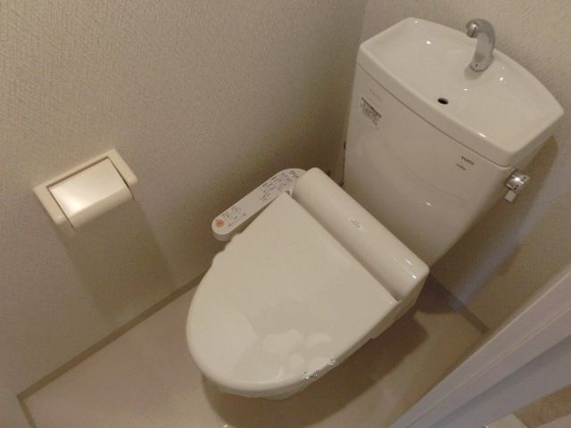 トイレ　★洗浄便座付お手洗い★