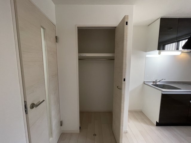 収納　同物件別部屋写真