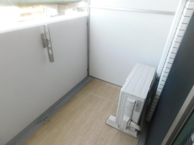 バルコニー　風通しの良いお部屋です。
