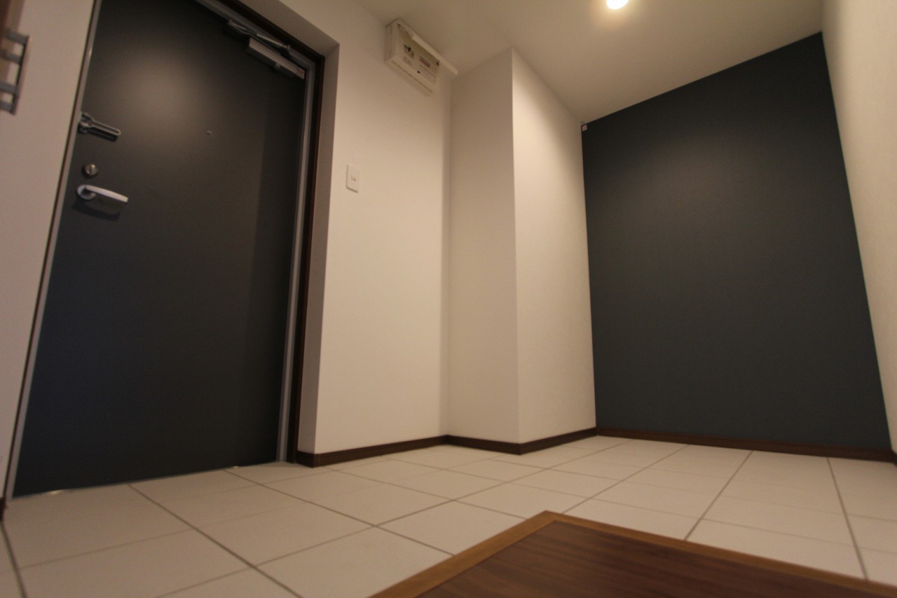 玄関　☆広々スペースを有効にお使いください☆