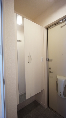 玄関　シューズボックス