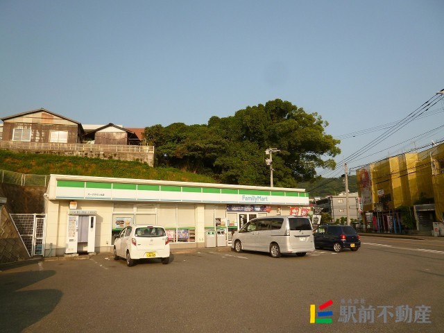 コンビニ　ファミリーマート東区オークタウン北店（コンビニ）まで300m