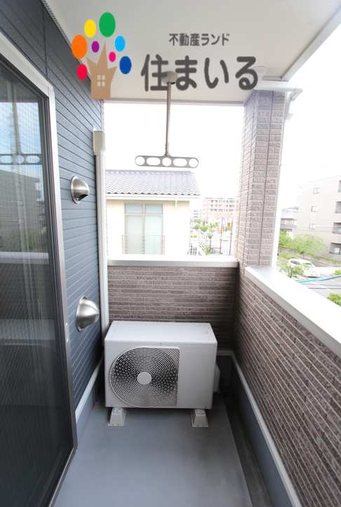 バルコニー　※写真は同型タイプとなります