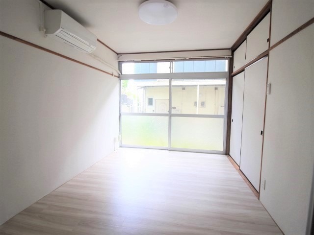 居室・リビング　※写真は別号室のものになります。