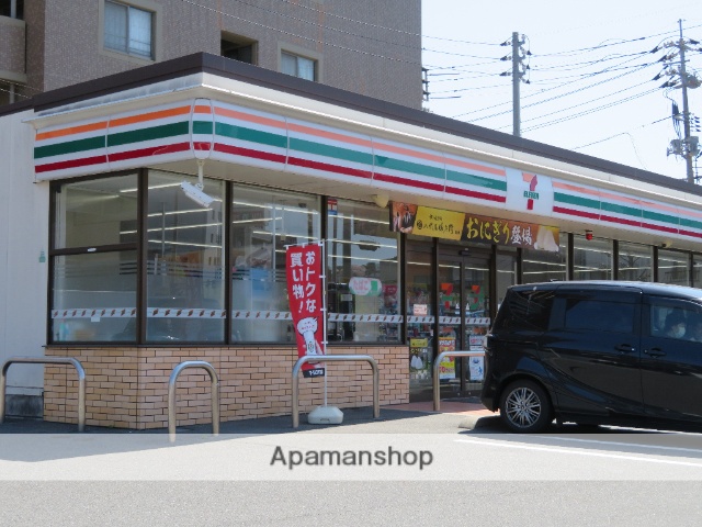 コンビニ　セブン－イレブン下関貴船町店（コンビニ）まで199m
