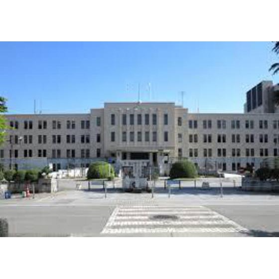 役所　富山県庁（役所）まで1774m