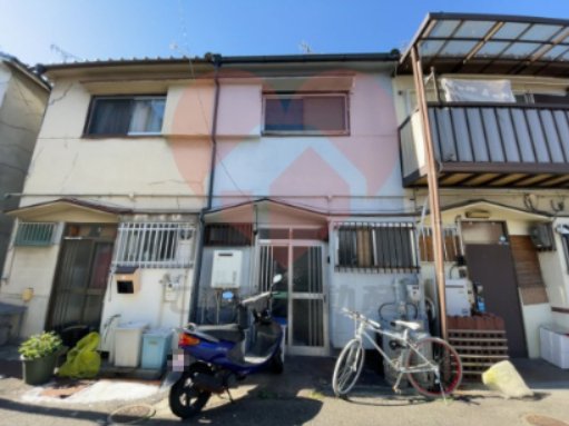 松原市南新町5丁目貸家の建物外観