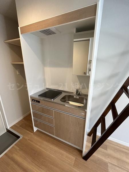 キッチン　ＩＨクッキングヒーター付き