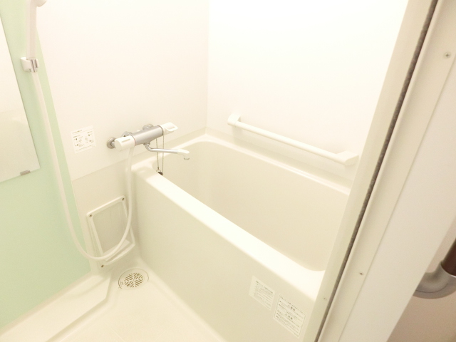 バス・シャワールーム　浴室乾燥機付き