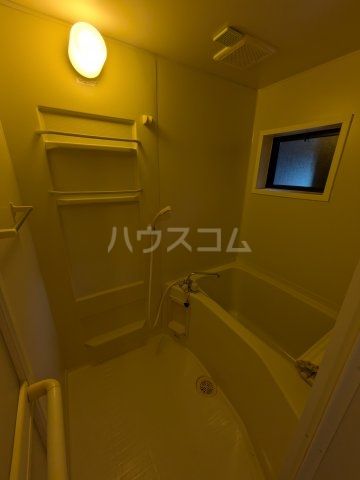 ＪＲ東海道本線 静岡駅 バス乗車時間：17分 最寄りバス停で下車 徒歩8分 2階建 築32年の風呂写真