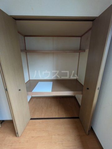 ＪＲ東海道本線 静岡駅 バス乗車時間：17分 最寄りバス停で下車 徒歩8分 2階建 築32年の内装写真
