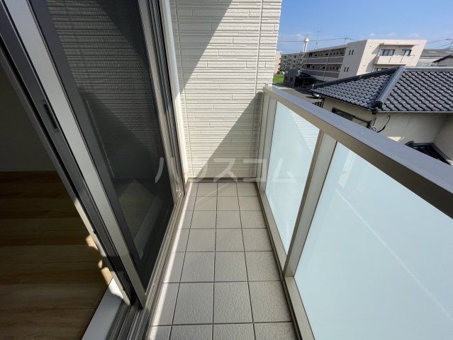 【S-room曰佐東館のバルコニー】