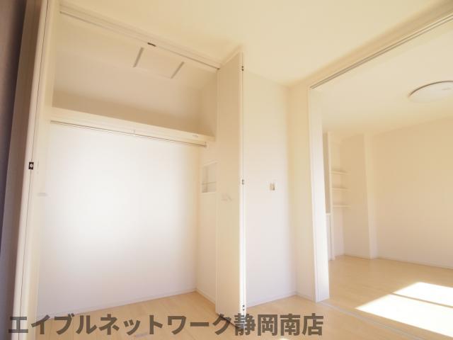 収納　大きなものも収納できそうです