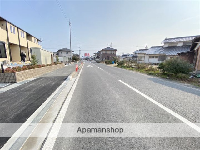 その他　前面道路（その他）まで0m