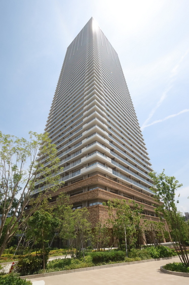 ｈｉｔｏｔｏ広島ＴｈｅＴｏｗｅｒの建物外観