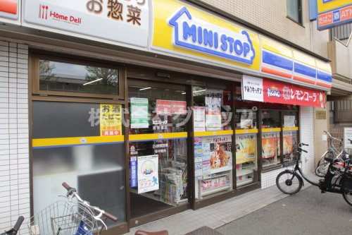 コンビニ　ミニストップ 阪東橋店（コンビニ）まで230m