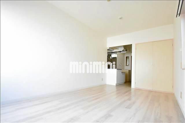 その他　ゆったり７．５帖の広めのお部屋です。