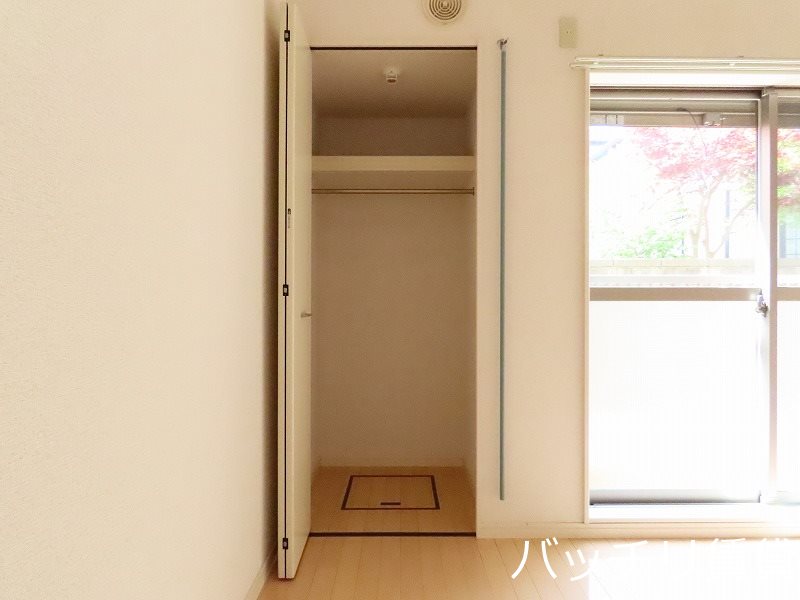 収納　同型タイプの為、現状を優先致します。