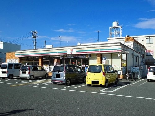 コンビニ　セブンイレブン 福山春日1丁目店（コンビニ）まで739m