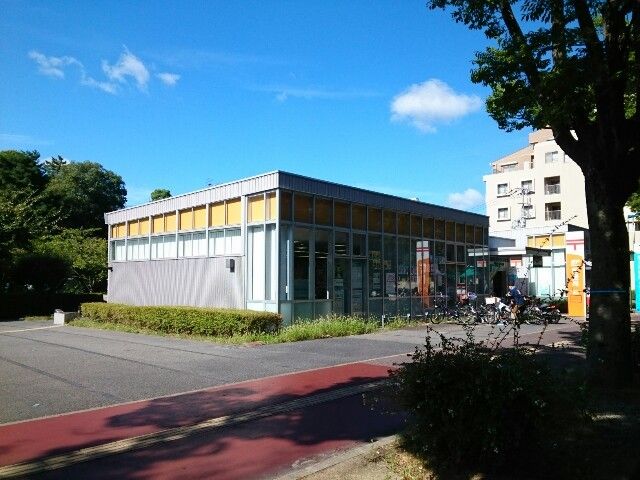 郵便局　香里ヶ丘郵便局様（郵便局）まで1000m