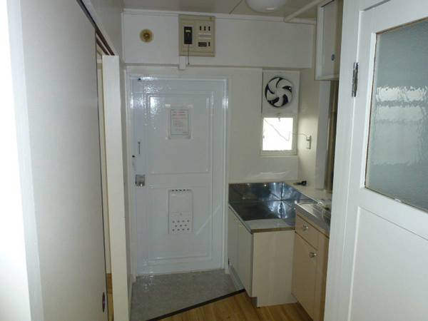 玄関　ビレッジハウスの同一物件・同一タイプの間取りの写真です