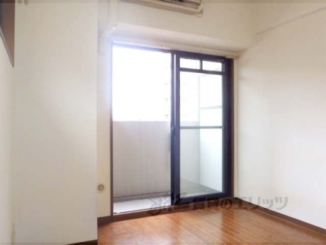 居室・リビング　居室