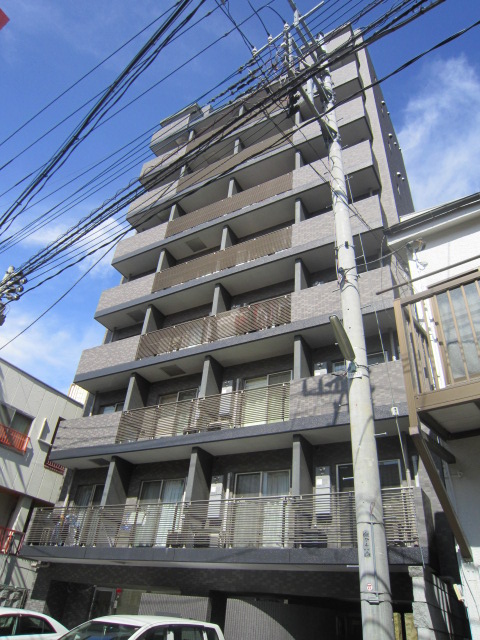 さいたま市大宮区高鼻町のマンションの建物外観