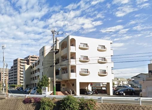 那珂川市松木のマンションの建物外観