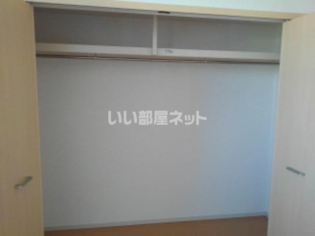 【葛城市長尾のアパートの収納】