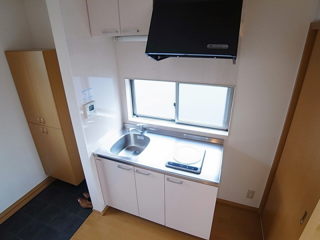 キッチン　人気のＩＨコンロ採用