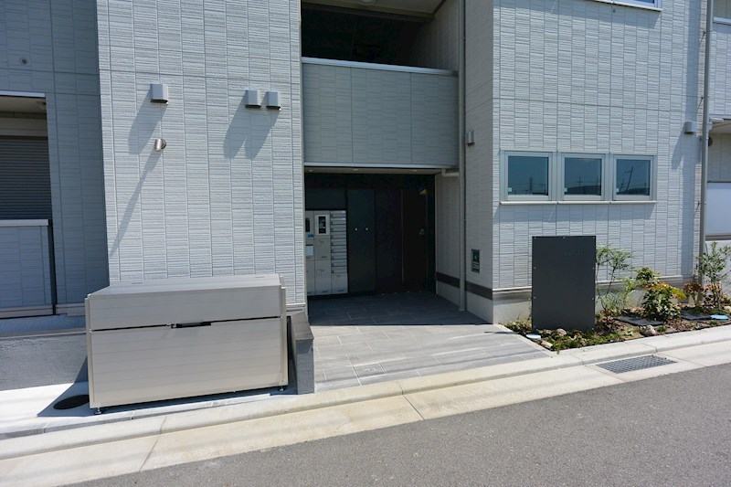 エントランス　エントランス