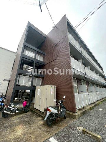 建物外観　外観は落ち着いています