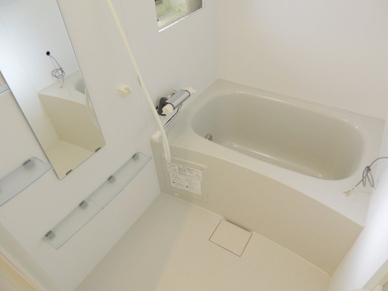バス・シャワールーム　※掲載写真は同マンション別部屋参考写真となります。