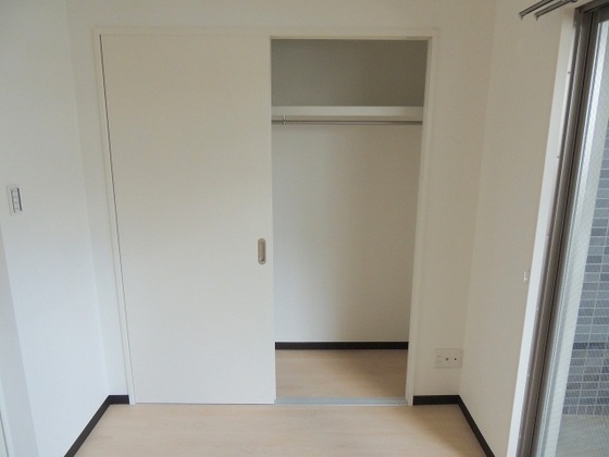 収納　※掲載写真は同マンション別部屋参考写真となります。