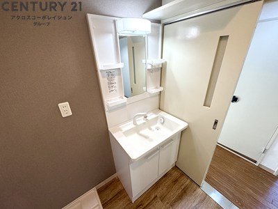 洗面設備　独立洗面化粧台付きでおすすめです！