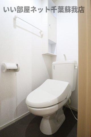 トイレ　落ち着いたトイレです