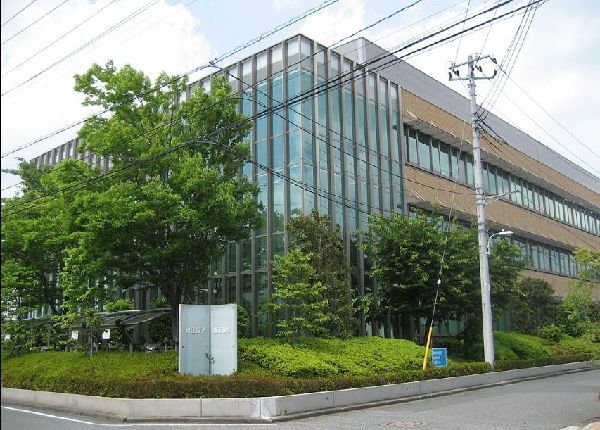 役所　さいたま市緑区役所（役所）まで750m