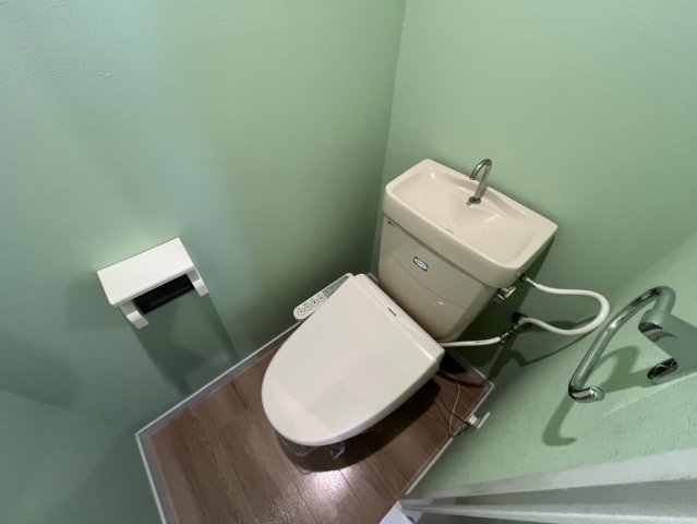 トイレ　セントラルハイツカシノ