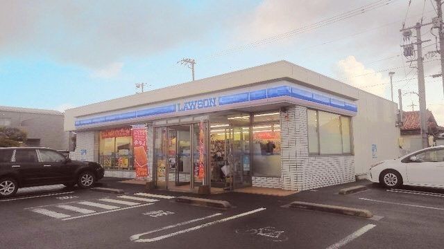 コンビニ　ローソン出雲渡橋店（コンビニ）まで400m