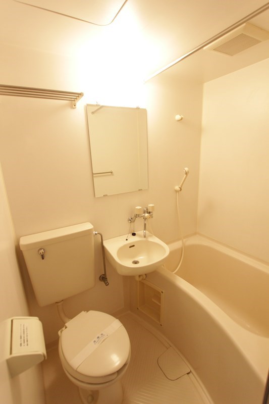 バス・シャワールーム　※別部屋参照