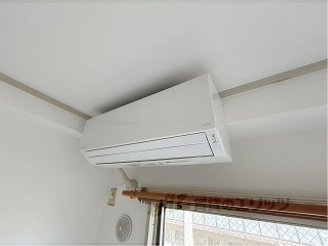 その他設備　リビングエアコン