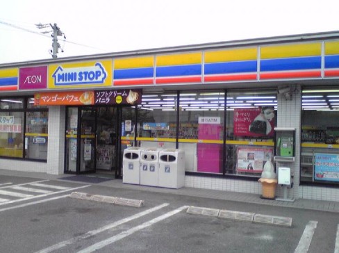 コンビニ　ミニストップ 吉根店（コンビニ）まで1077m