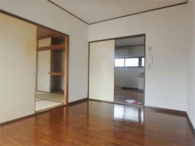 居室・リビング　洋室