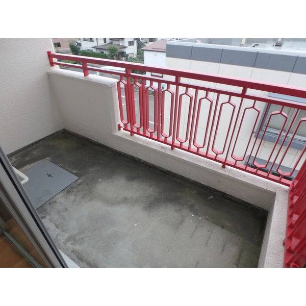 バルコニー　広々としたバルコニーです