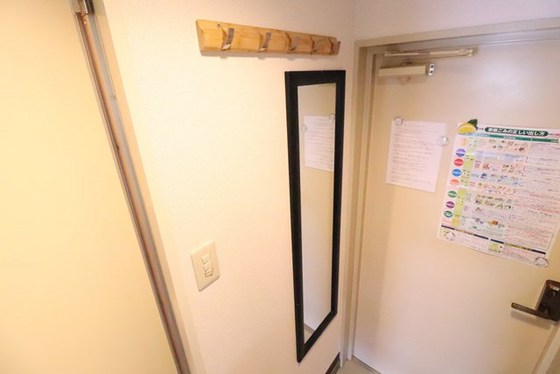 玄関　※他部屋の写真です。