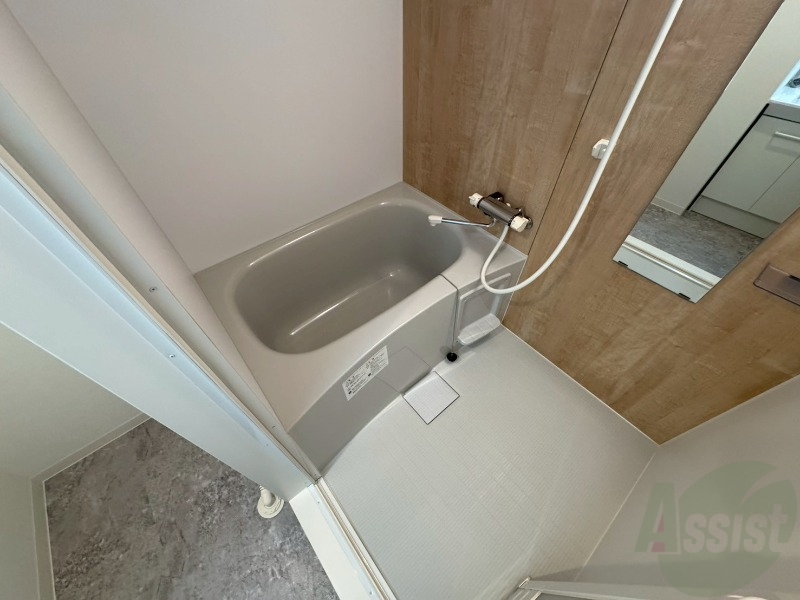 バス・シャワールーム　お風呂です。ゆっくりお風呂につかるのも体に良いですね