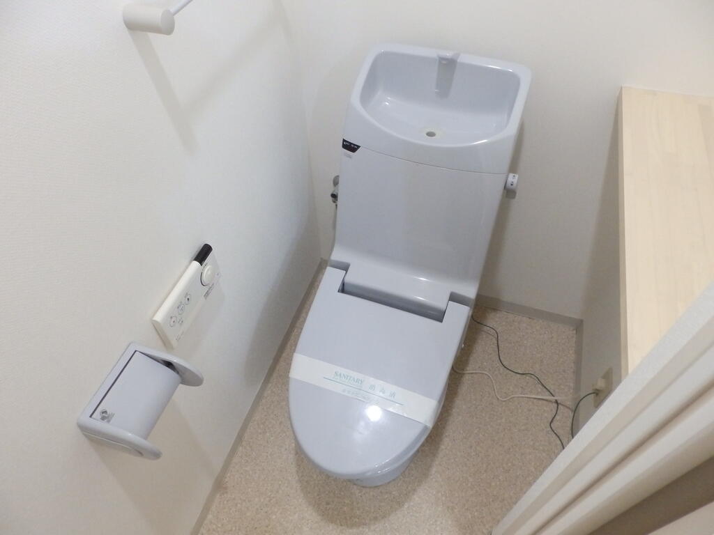 トイレ　ウォシュレット